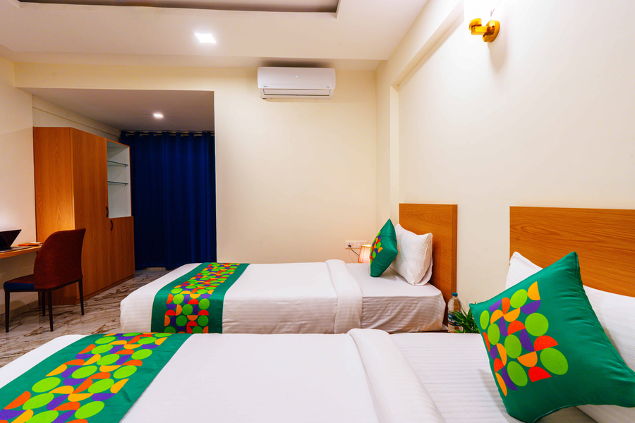 Treebo Iris Executive, Hinjewadi,,3 star