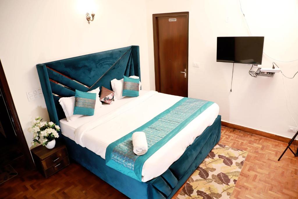 fortune home service apartment 3bhk e 28 1b saket