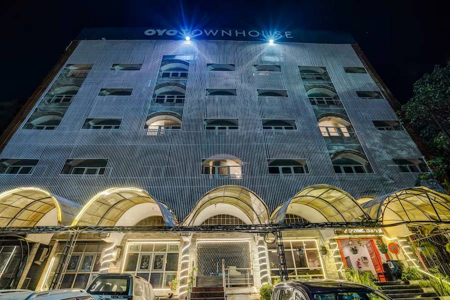 Townhouse Prayagraj Near Railway Station,,3 star