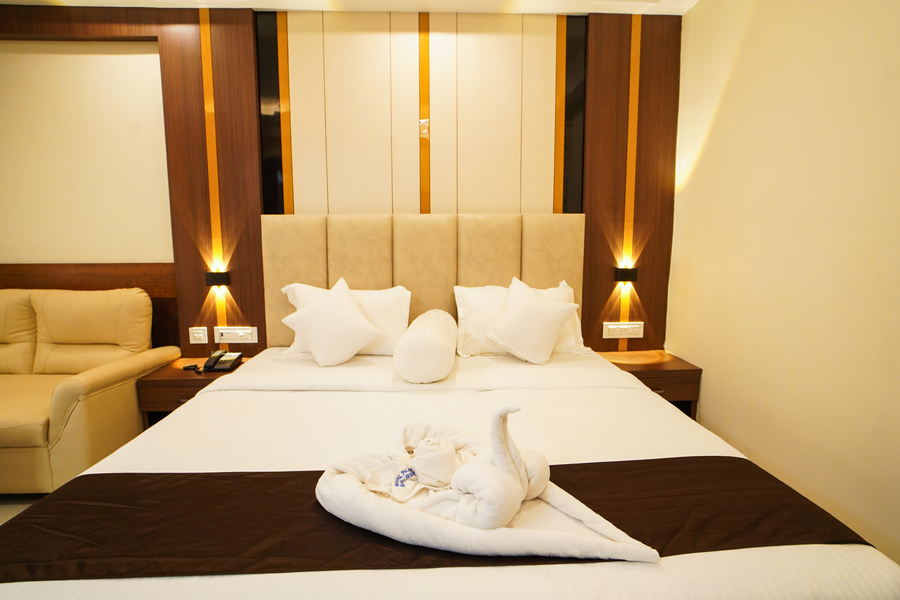 royal palace beach resort