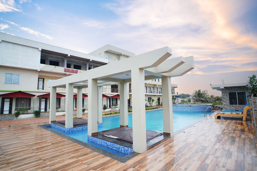 holiday beach resort mandarmani
