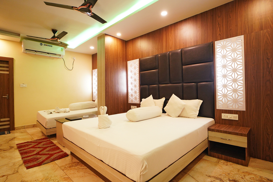 holiday beach resort mandarmani