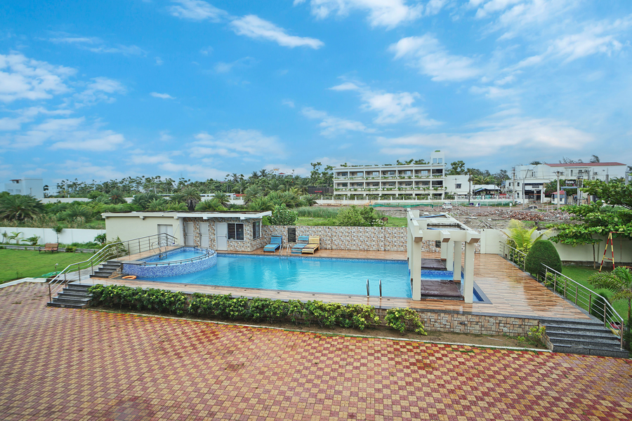 holiday beach resort mandarmani