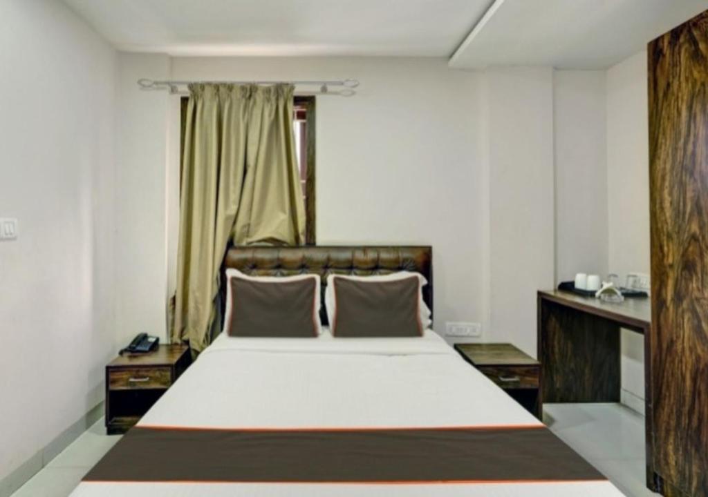 hotel orange park