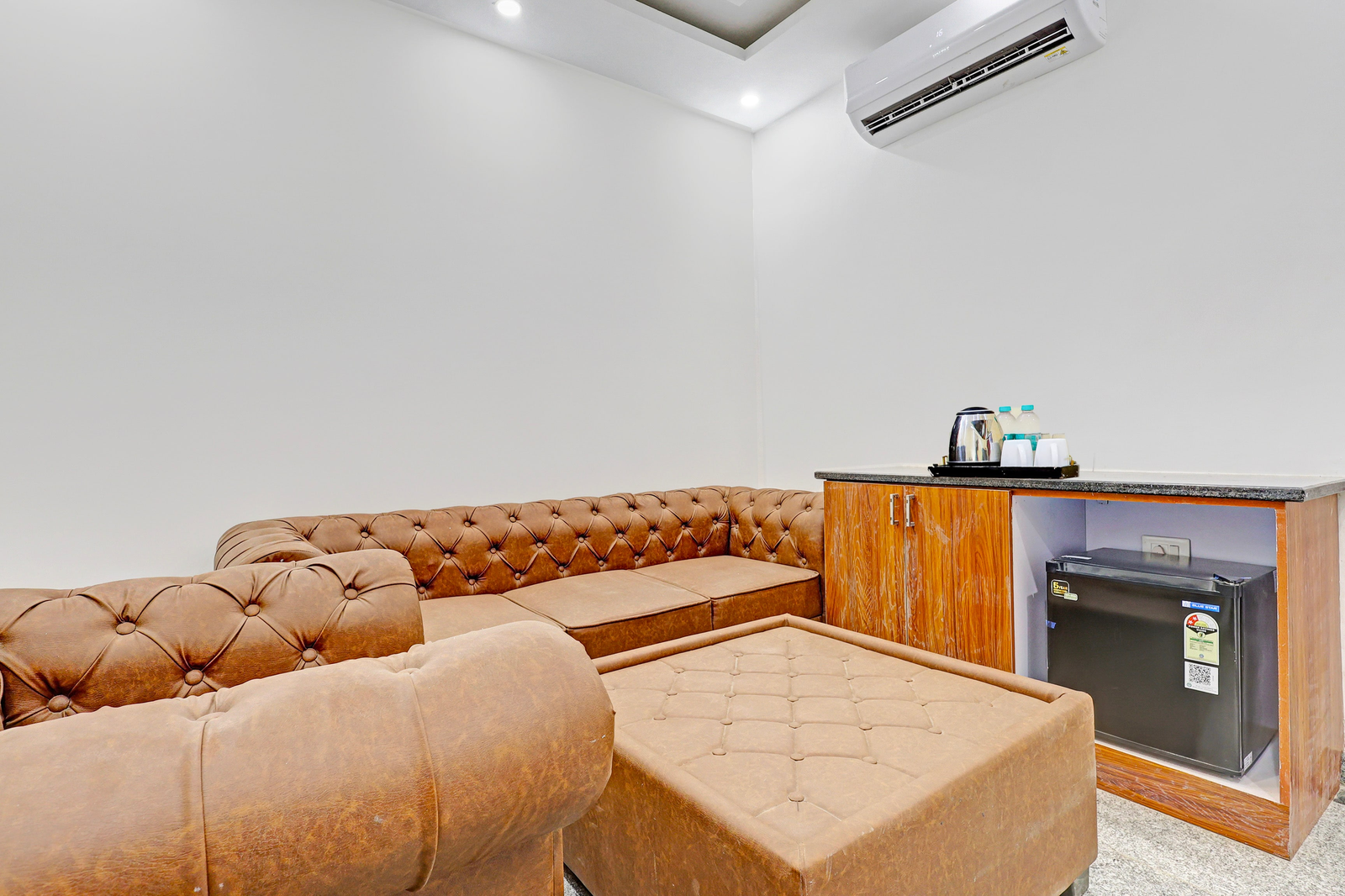 super townhouse sector 62 gurgaon near world mark