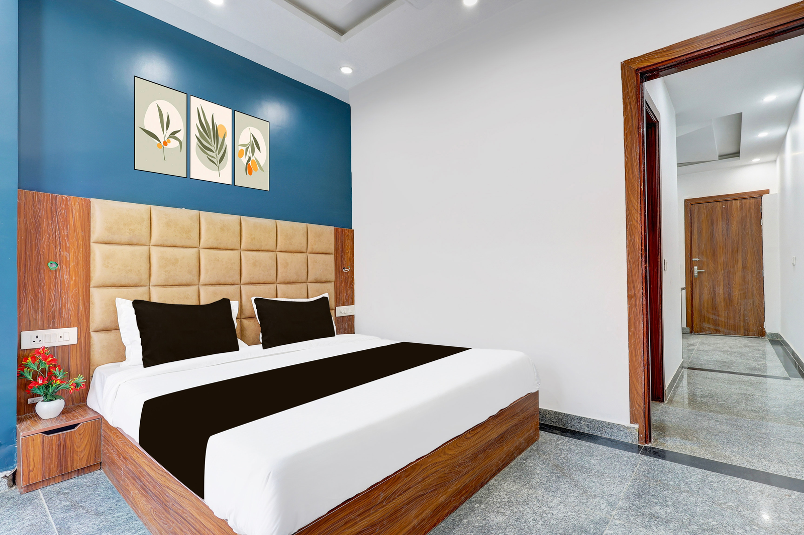 super townhouse sector 62 gurgaon near world mark