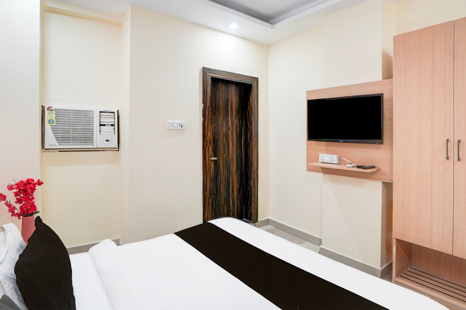 hotel o civil lines prayagraj formerly elite inn