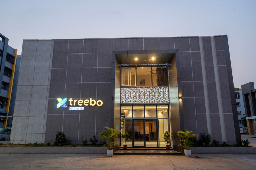 treebo imperia kommadi