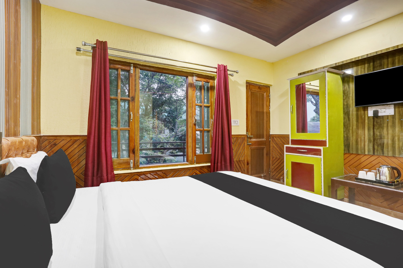 super hotel o civil lines dharamshala formerly city plaza