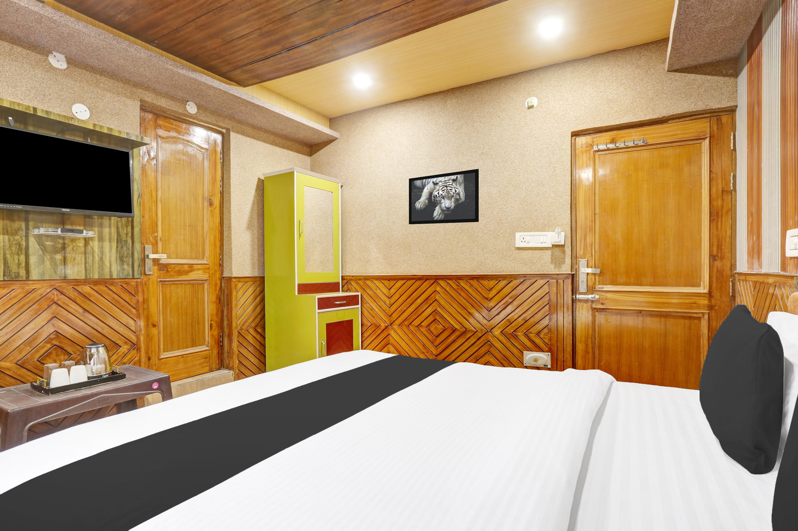 super hotel o civil lines dharamshala formerly city plaza
