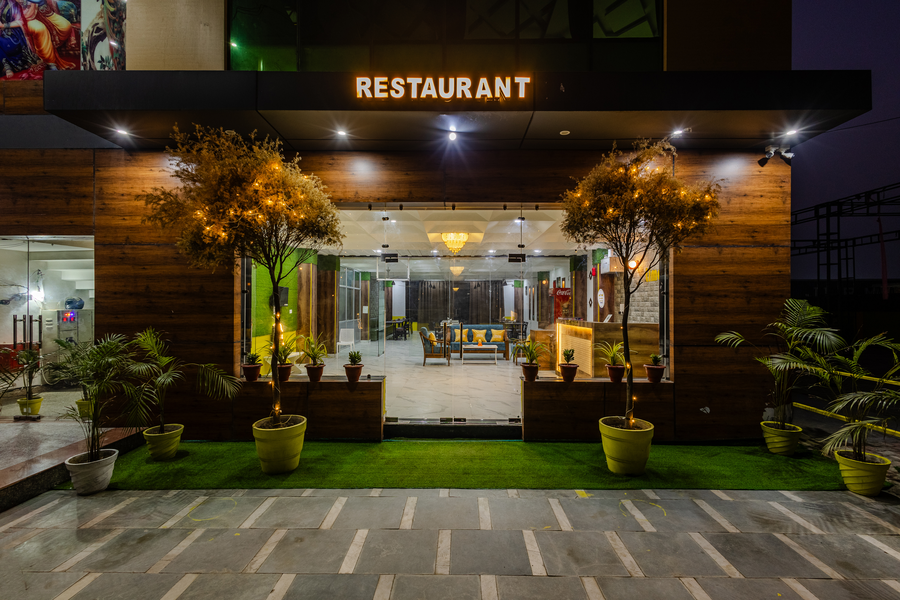 hotel brij royal heritage vrindavan