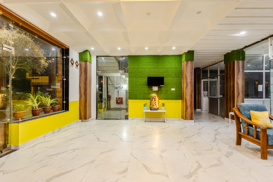 hotel brij royal heritage vrindavan