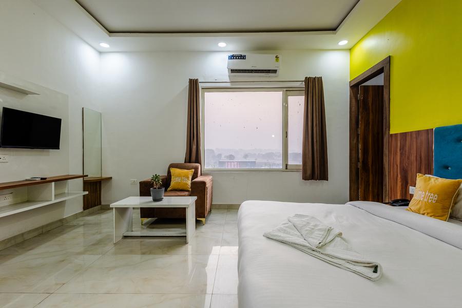 hotel brij royal heritage vrindavan