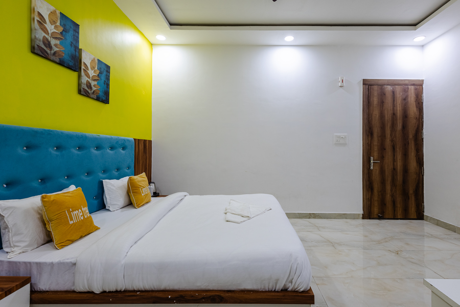 hotel brij royal heritage vrindavan
