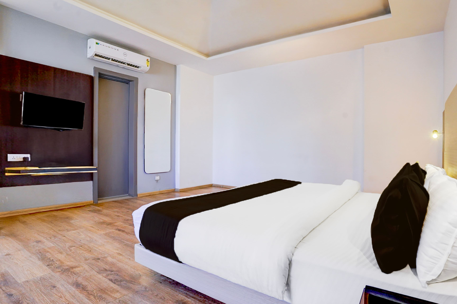 super townhouse bombay exhibition centre goregaon