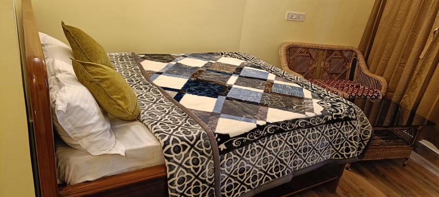 himalayan haveli fooding and lodging