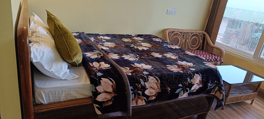 himalayan haveli fooding and lodging