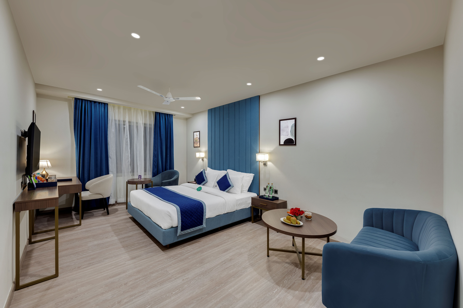 click collection grand gateway varanasi