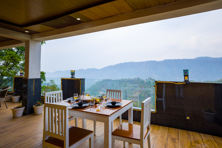 the castle villa hill view kasauli