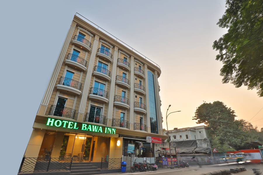 Hotel Bawa Inn,Near Surat Railway Station,3 star