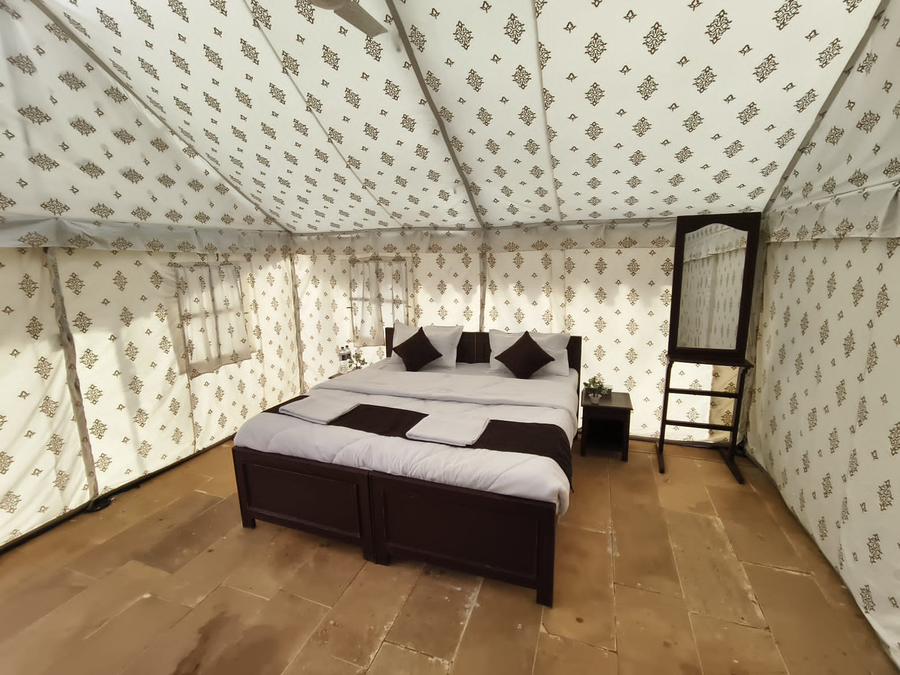 desert luxuria resort