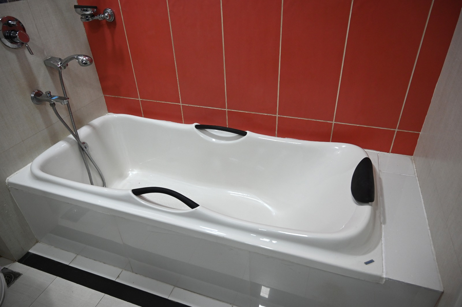 the mercy luxury business hotel