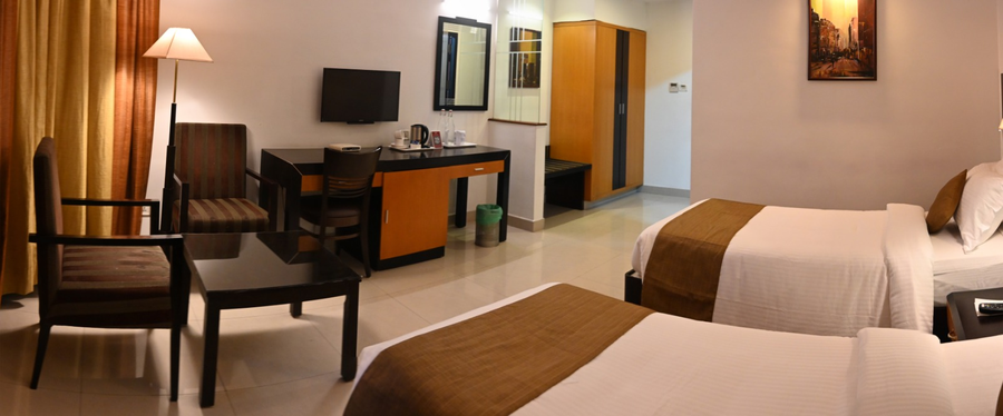 the mercy luxury business hotel
