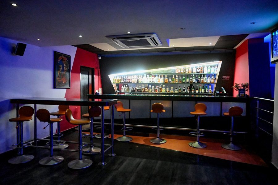 the mercy luxury business hotel