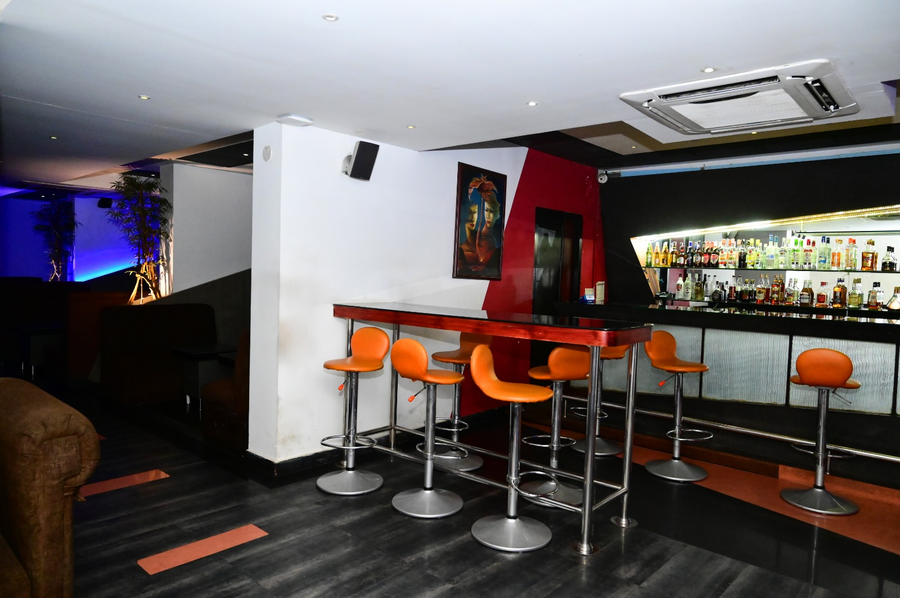 the mercy luxury business hotel