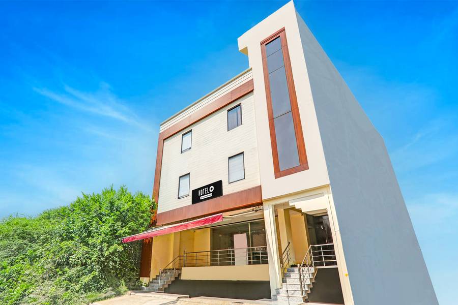 Super Hotel O Kathauta Jheel Malhaur Gomti Nagar,Gomti Nagar,3 star