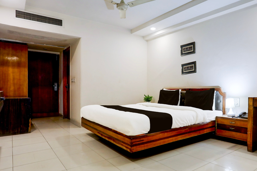 super townhouse padav square gwalior formerly hotel shelter