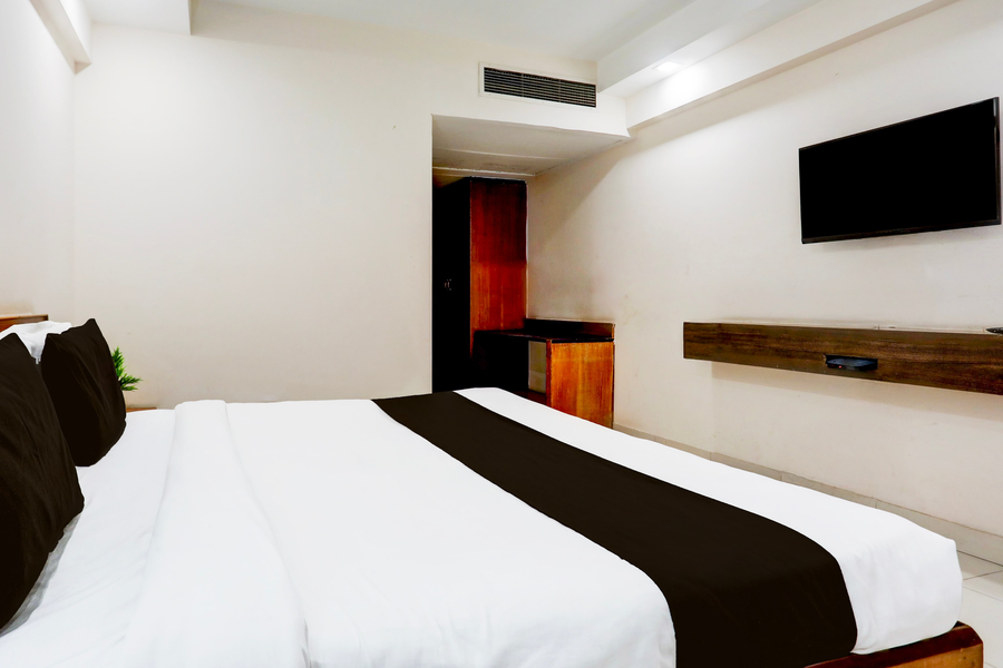 super townhouse padav square gwalior formerly hotel shelter
