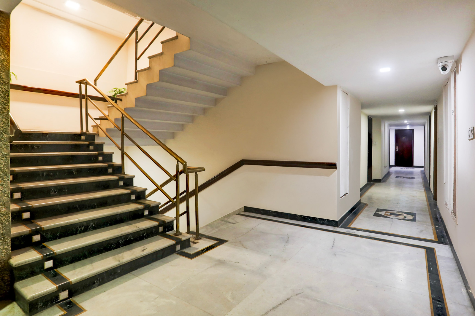 Super Townhouse Padav Square Gwalior Formerly Hotel Shelter,,3 star