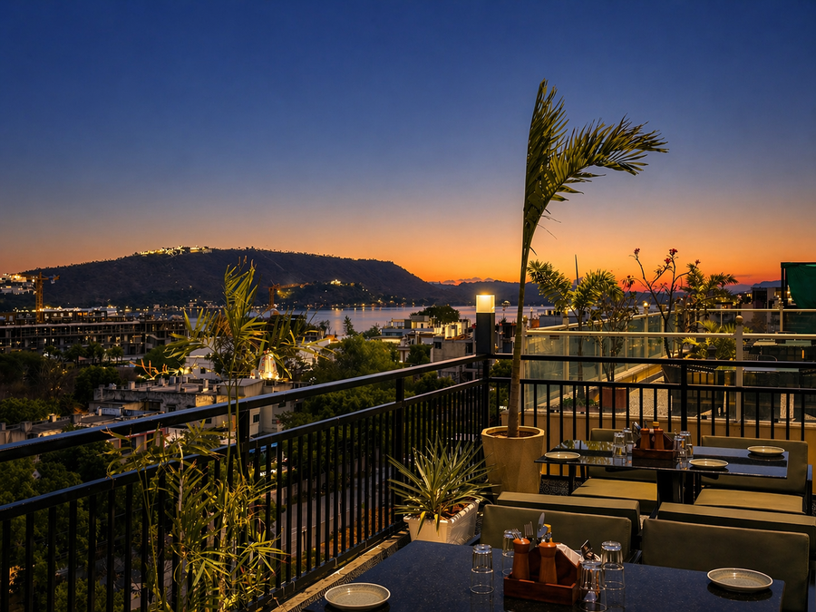the crescent udaipur boutique hotel near lake pichola