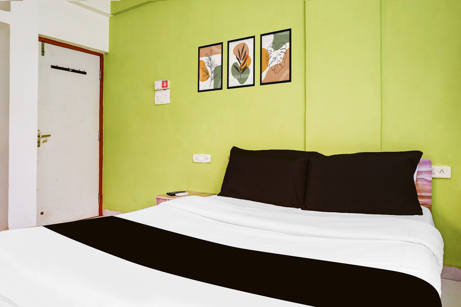 super hotel o kharadi pune