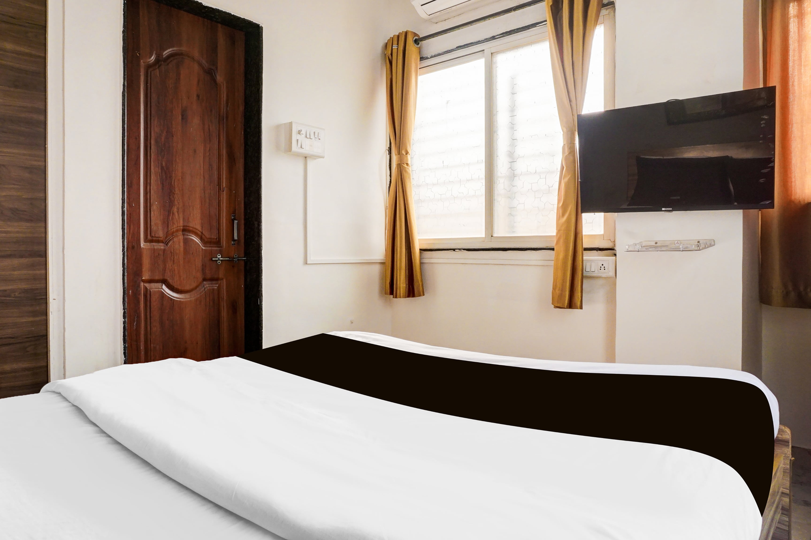 super hotel o kharadi pune