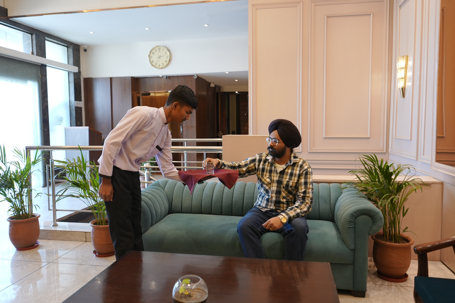 Hotel Kohinoor, Ludhiana,Pakhowal Road,3 star