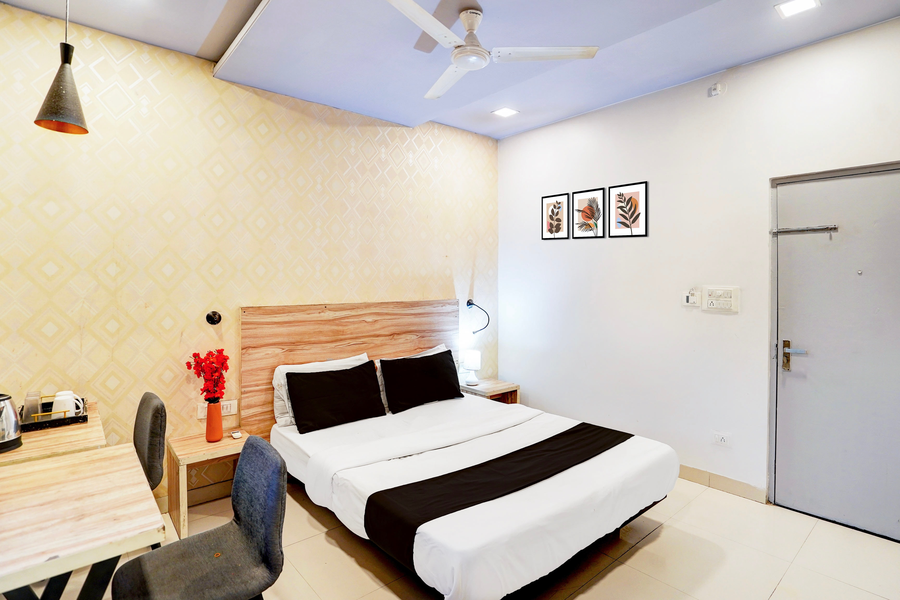 super hotel o katol road friends colony