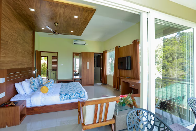 aveda munnar mountains and mist