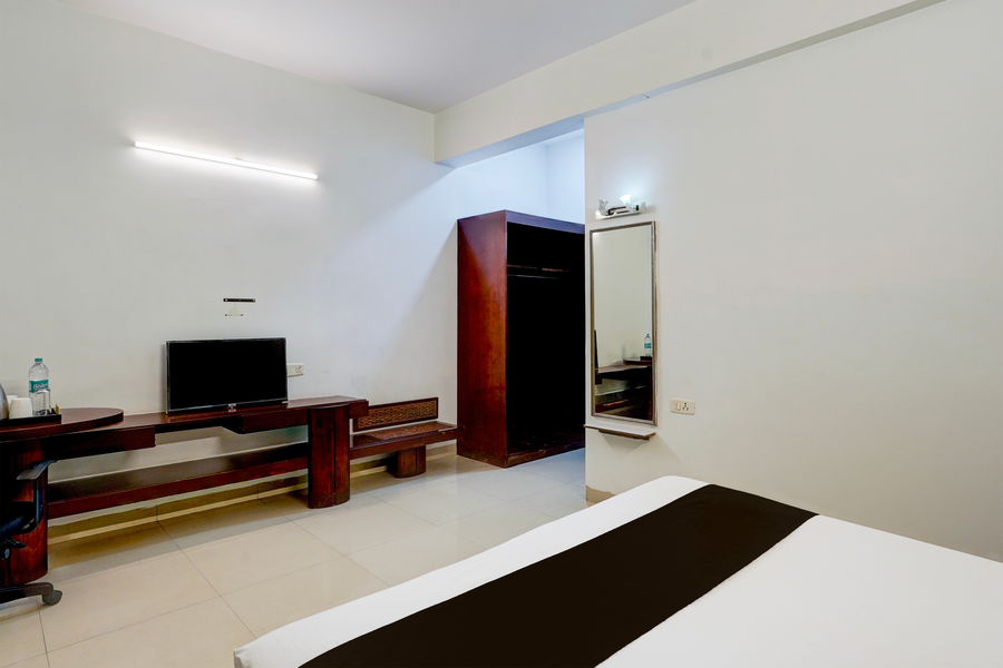 super townhouse medavakkam near jayachandran