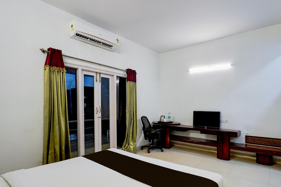 super townhouse medavakkam near jayachandran