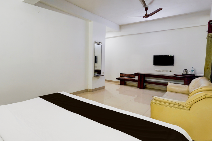 super townhouse medavakkam near jayachandran