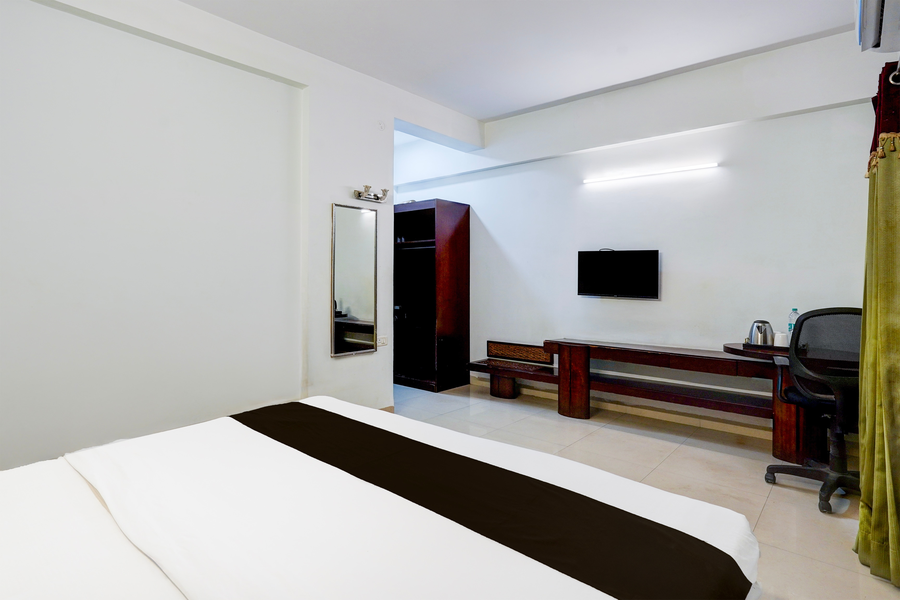 super townhouse medavakkam near jayachandran