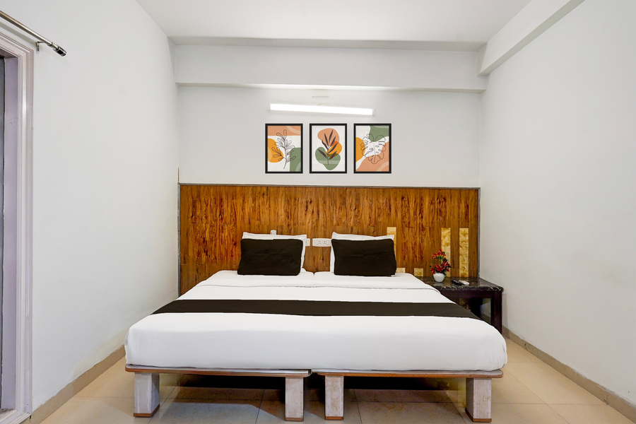 super townhouse medavakkam near jayachandran