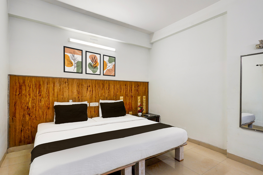 super townhouse medavakkam near jayachandran