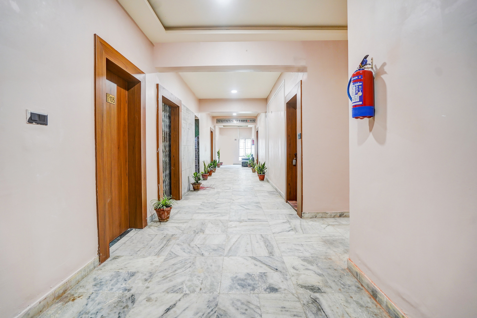 Super Collection O Ratan Lal Nagar,,3 star