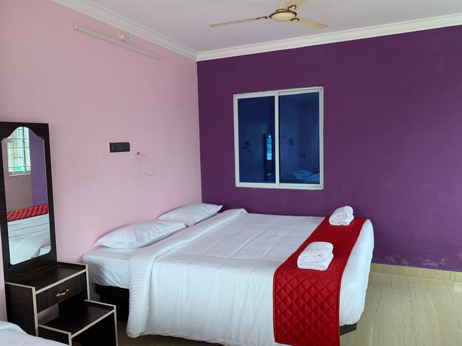 Thillai Mangroves Stay,,3 star