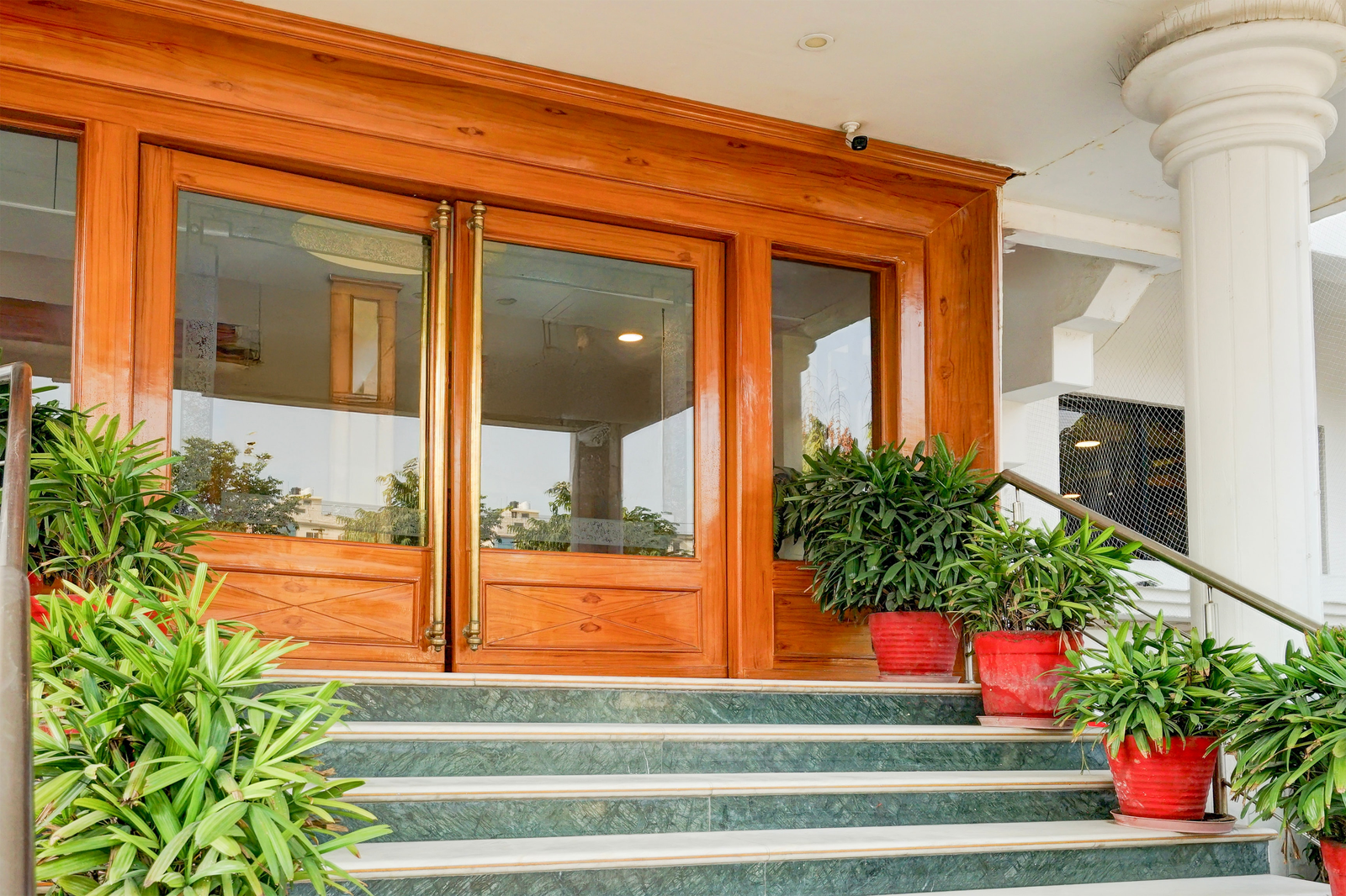 Super Townhouse Subhash Nagar Formerly Royal Palazzo,,4 star
