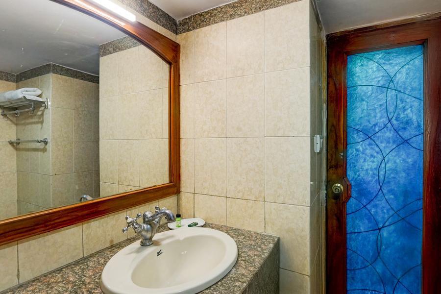 super townhouse subhash nagar formerly royal palazzo