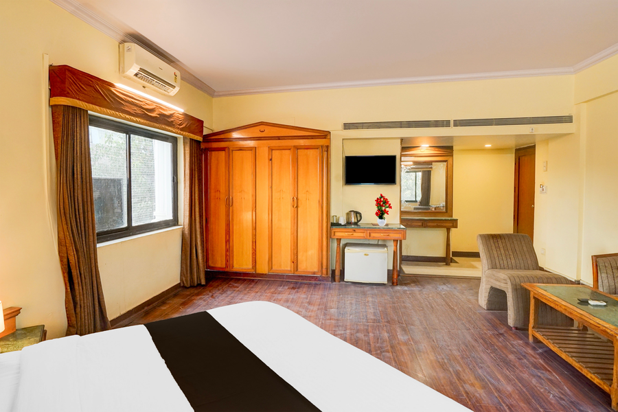 super townhouse subhash nagar formerly royal palazzo